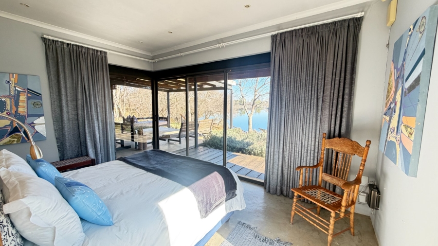 4 Bedroom Property for Sale in Viljoenskroon Rural Free State